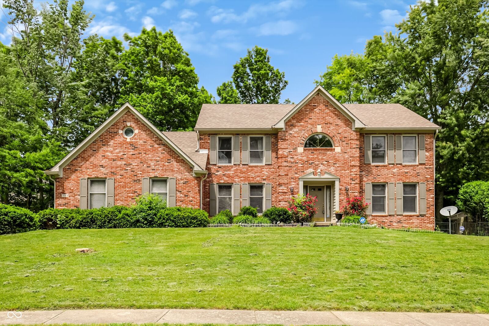 Property Photo: 1884 Highland Cove IN 46280