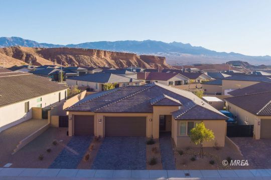 Property Photo:  1293 Vertical Bluff  NV 89034 
