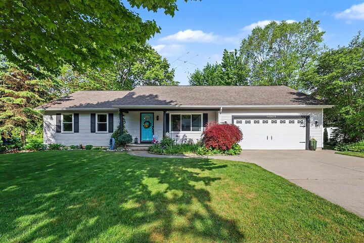 Property Photo: 14905 Canary Drive MI 49417