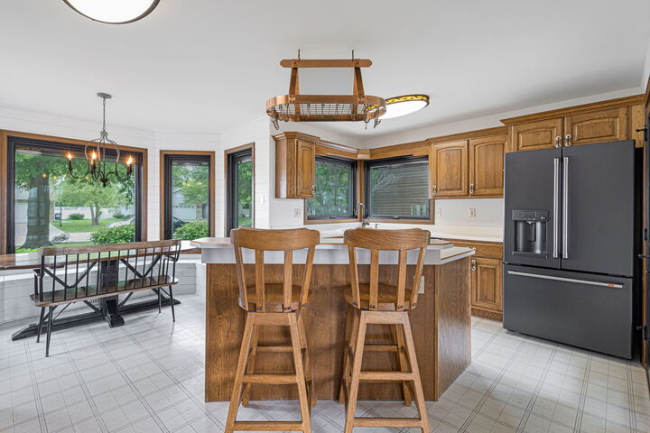 Property Photo:  494 Water Tower Road S  IL 60950 