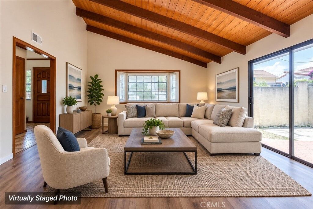 Property Photo:  1307 Mackay Lane  CA 90278 
