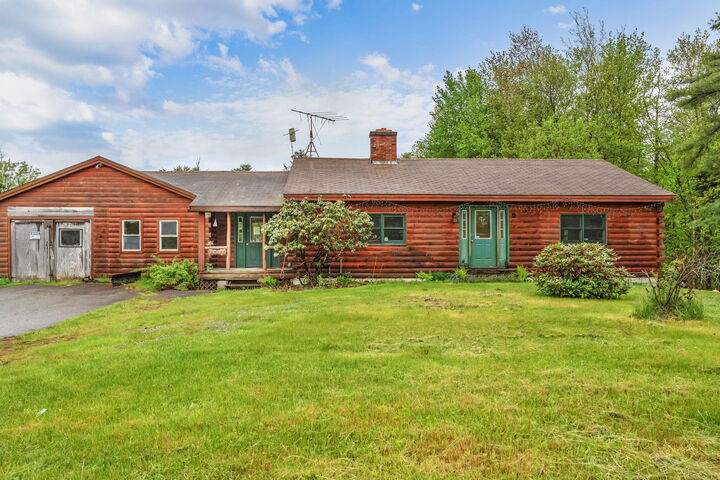 Property Photo:  581 Rockland Road  ME 04348 