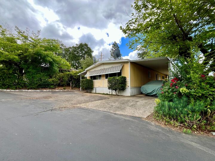Property Photo: 314 S Main Street 100 CA 95221