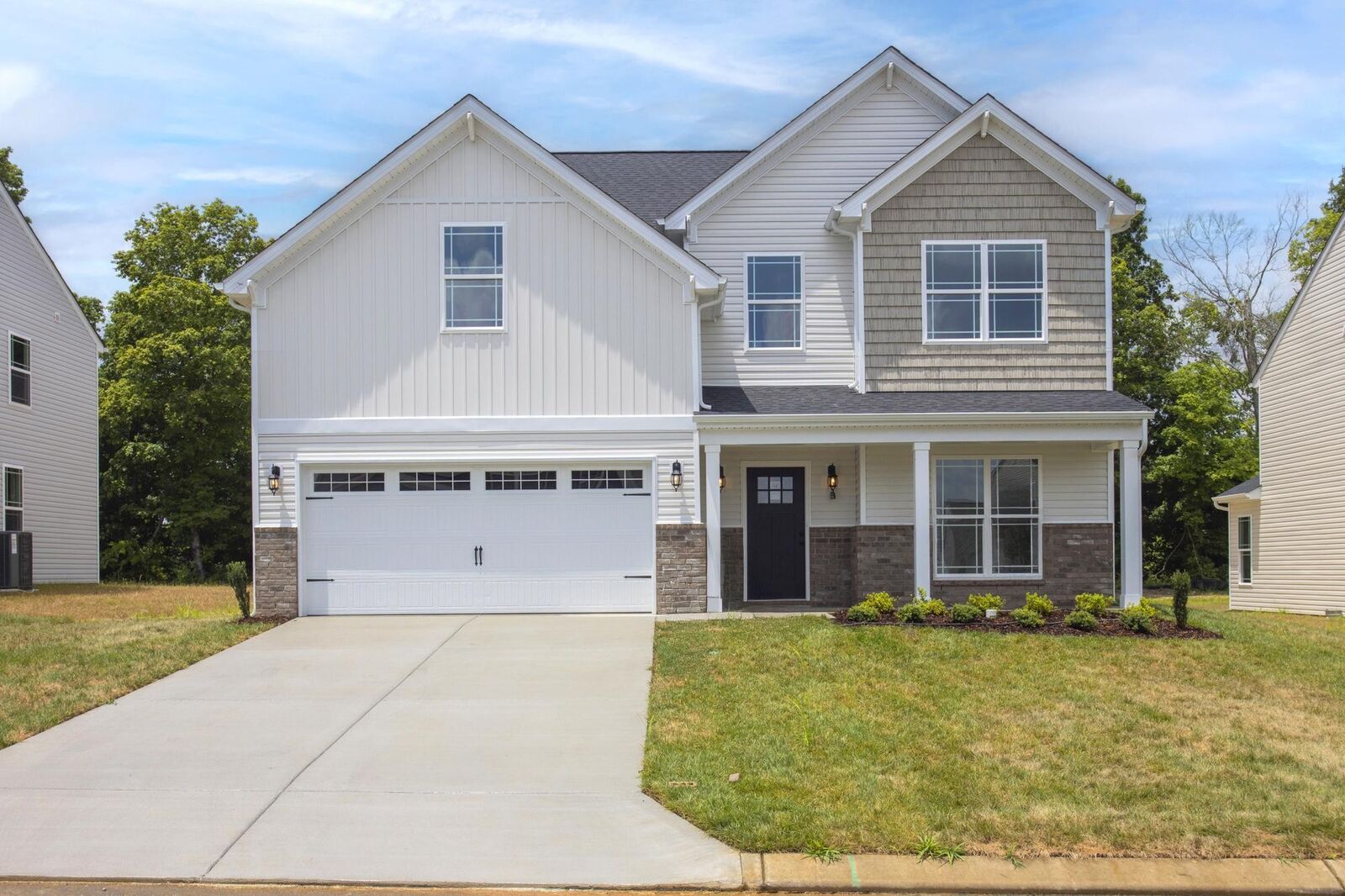 Property Photo:  5016 Salient Dr  TN 37174 