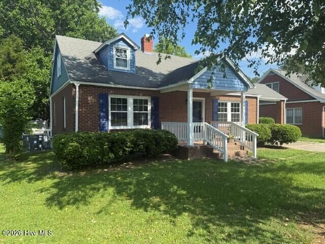 Property Photo:  904 N Academy Street  NC 27910 