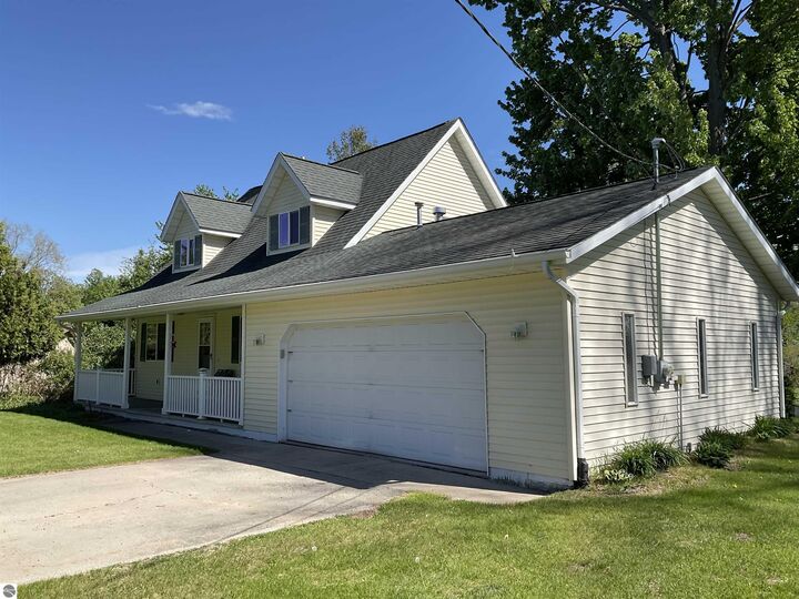 Property Photo:  270 Witbeck Drive  MI 48617 