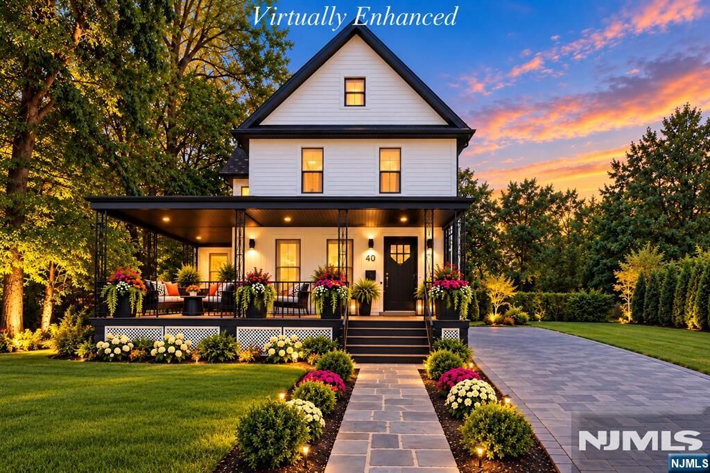 Property Photo:  40 Grant Avenue  NJ 07626 