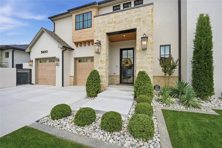 Property Photo:  15600 Waterstone Way  OK 73013 