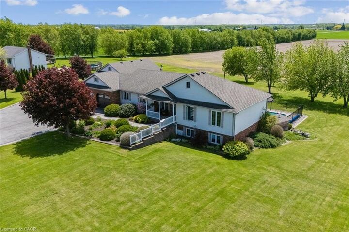 Property Photo: 5410 Philp Road ON L0R 1B2