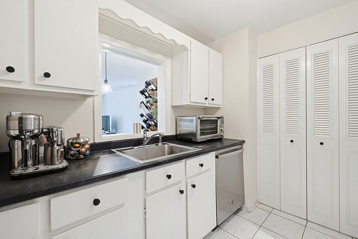 Property Photo:  46 Greentree Ln 47  MA 02190 