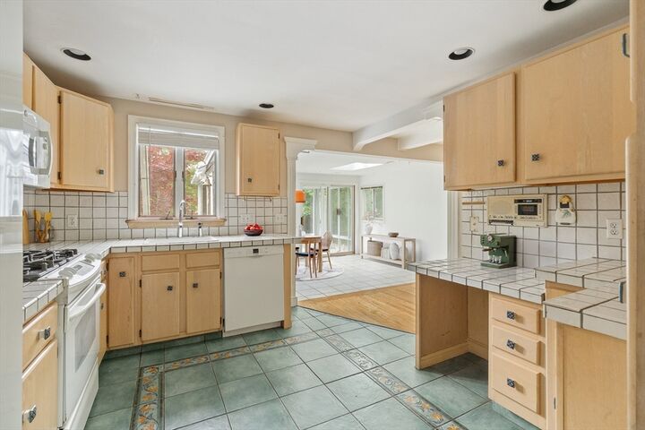 Property Photo: 29 Patricia Rd MA 01776