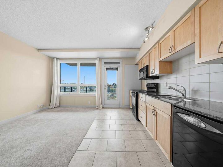 Property Photo: 8710 Horton Road SW 515 AB T2V 0P7