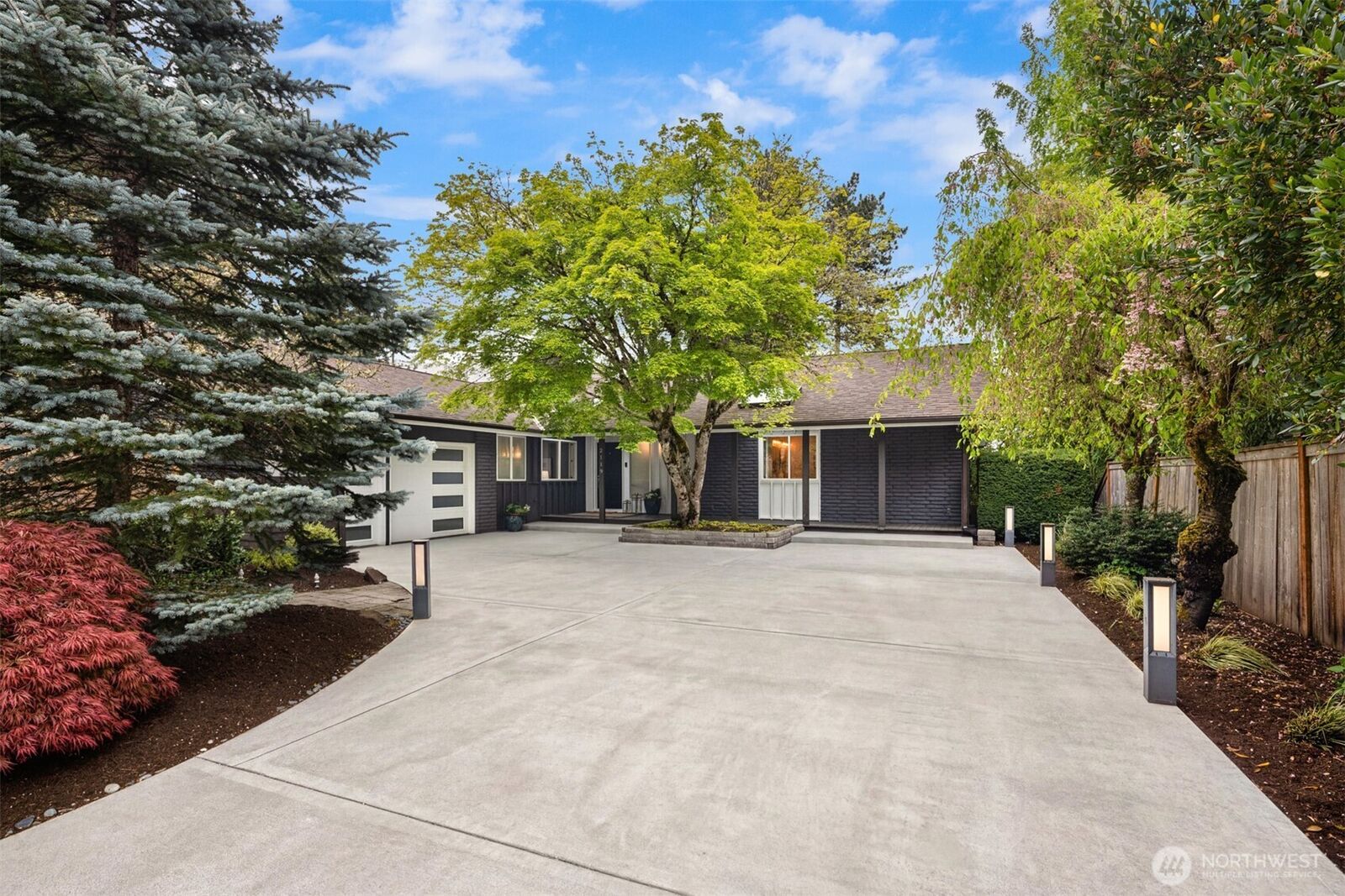 Property Photo:  2119  182nd Avenue NE  WA 98052 