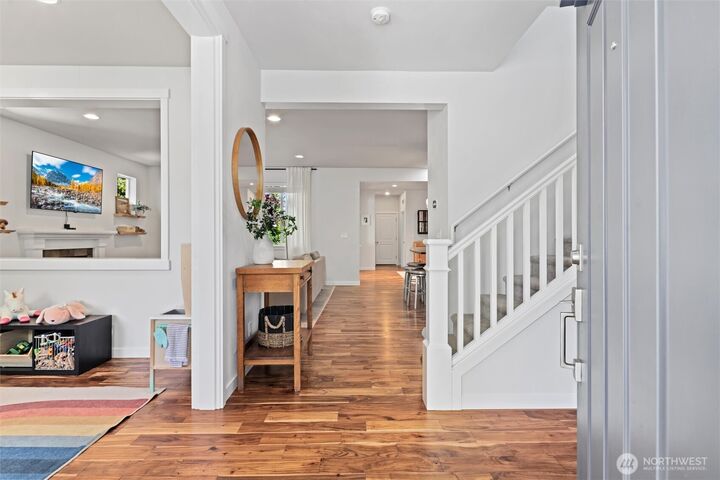 Property Photo: 9306 Nye Avenue SE WA 98065