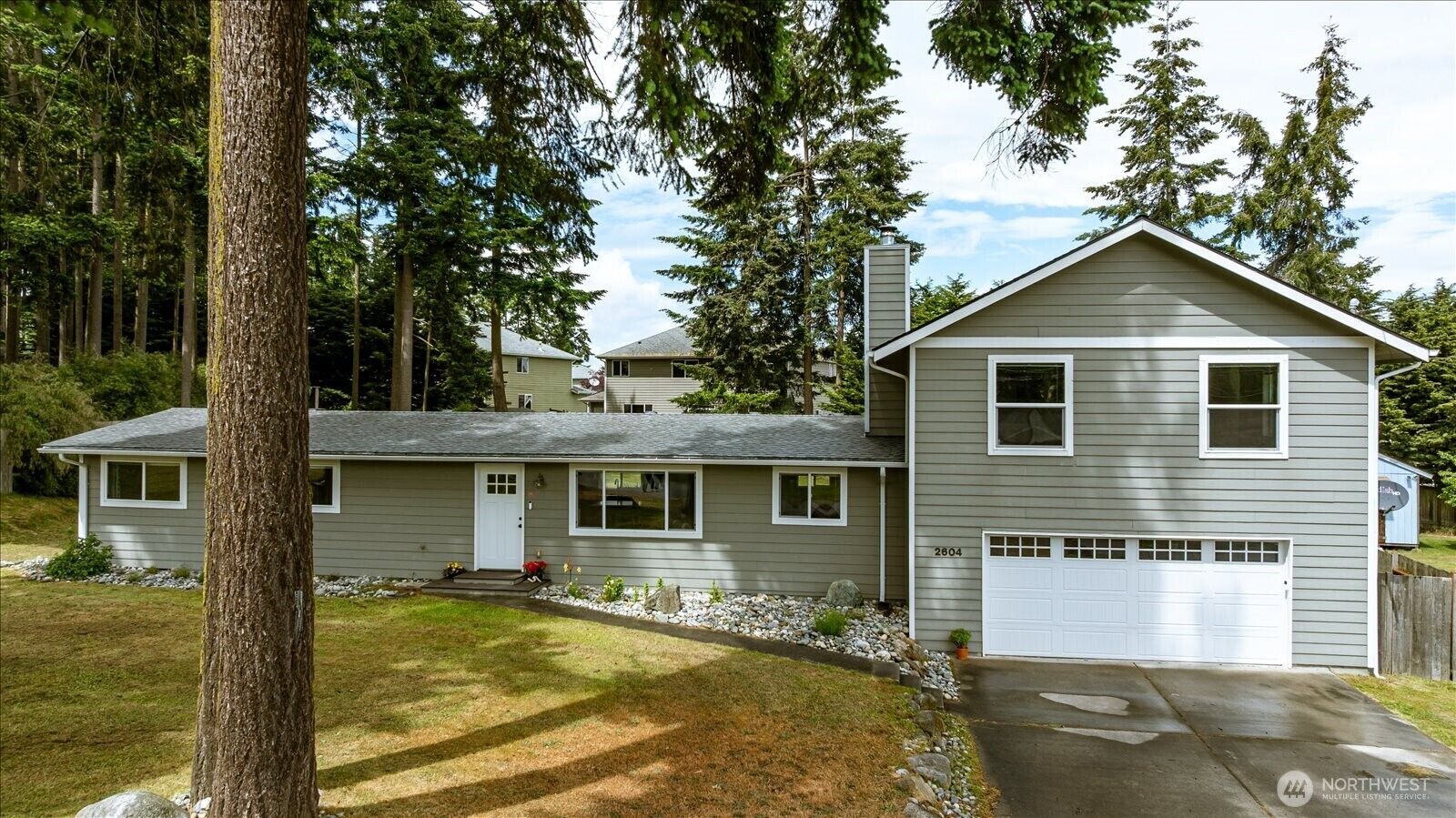 Property Photo:  2604  Olympic Drive  WA 98277 