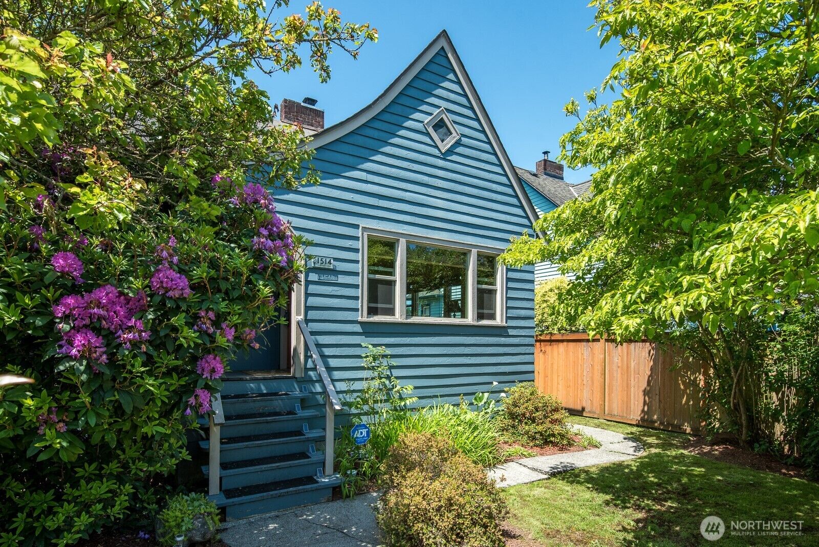 Property Photo:  1514  Lombard Avenue  WA 98201 