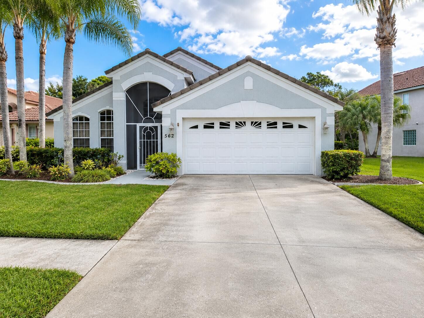Property Photo: 562 SW Saint Martins Cove FL 34986