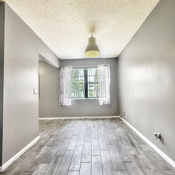 Property Photo:  144 Mansfield D #D  FL 33434 