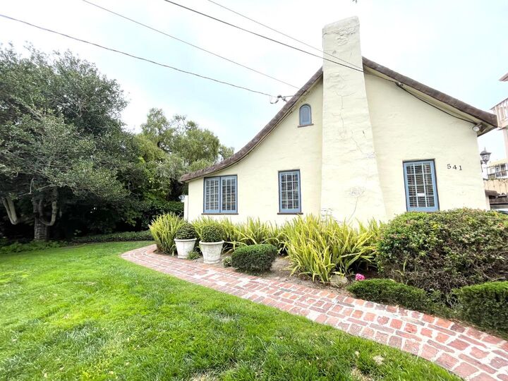 Property Photo: 541 & 539 West Franklin Street CA 93940