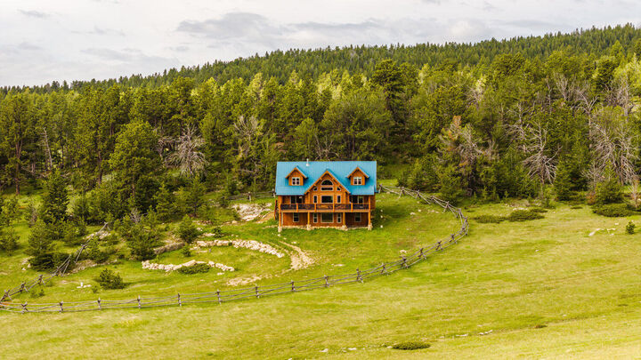 Property Photo:  18 High Meadow Road  WY 82834 