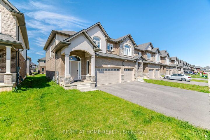 Property Photo: 190 Rockledge Drive ON L0R 1P0