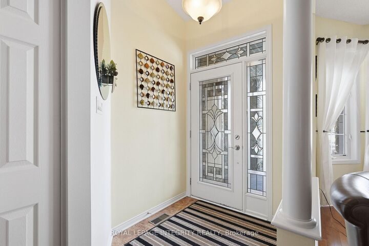 Property Photo: 460 Jasper Crescent ON K4K 0C7