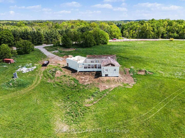 Property Photo: 52 Rockfield Road ON K0E 1R0
