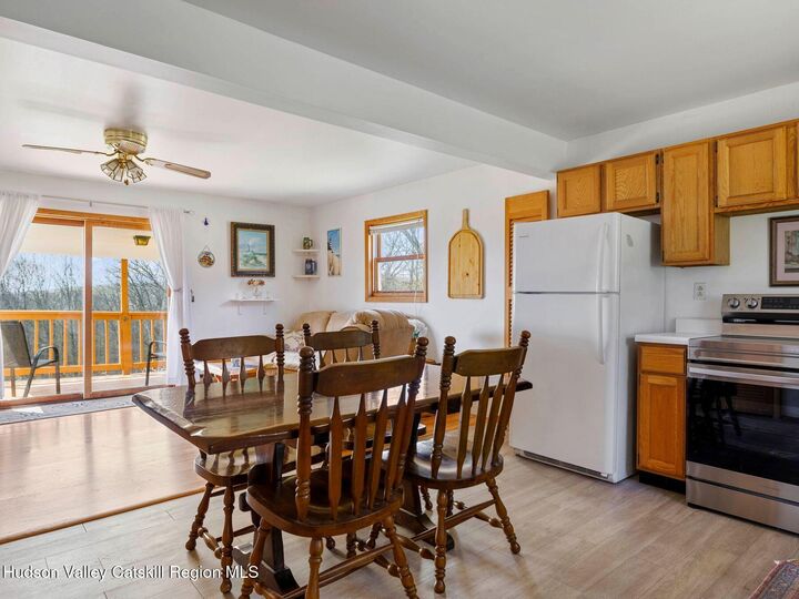 Property Photo:  414 Smith  NY 12197 