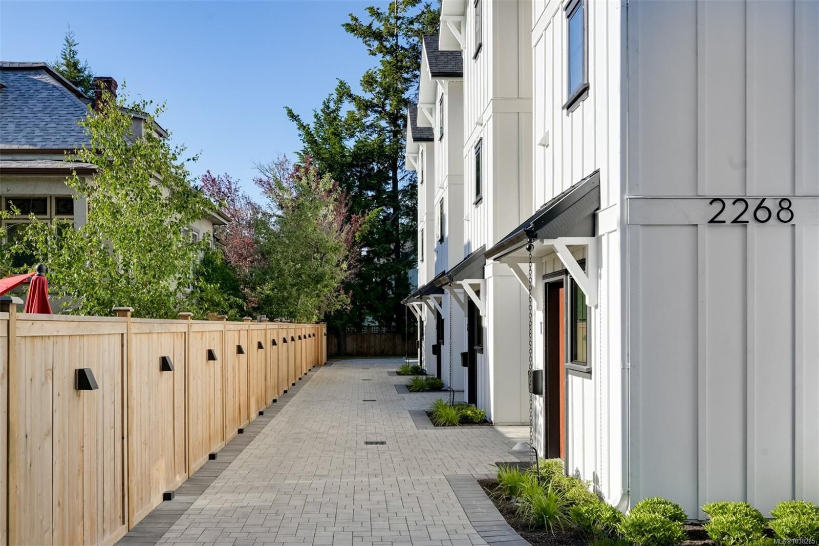Property Photo:  2268 Bowker Ave #3  BC V8R 2E4 