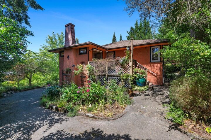 Property Photo:  6182 Grieve Rd  BC V9L 2H1 