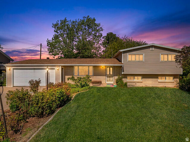Property Photo: 7060 S 2700 W UT 84084