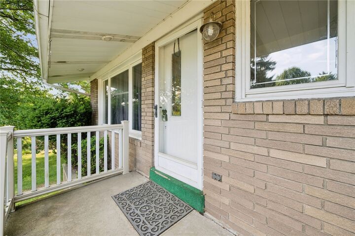 Property Photo: 101 Hibiscus Drive PA 15145