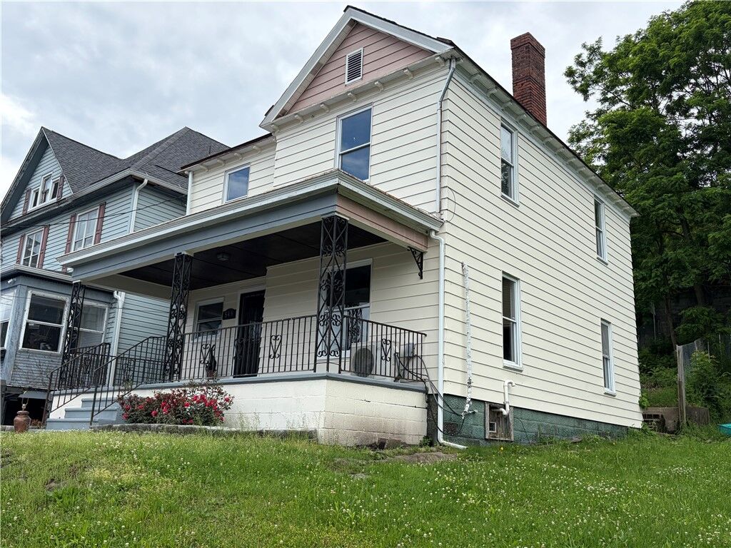Property Photo: 549 Thompson PA 15033