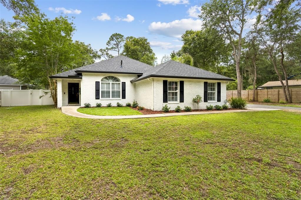 Property Photo:  97070 Morgans Way  FL 32097 