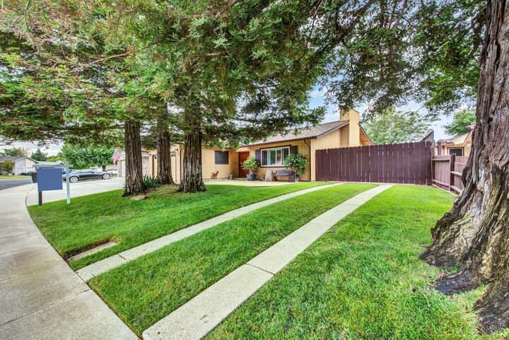 Property Photo:  1000 Weyand Way  CA 95620 