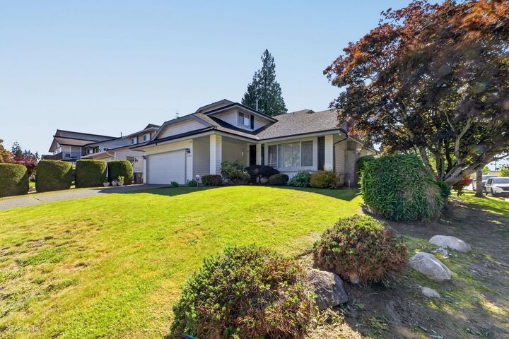 Property Photo:  6715 128B Street  BC V3W 9X7 