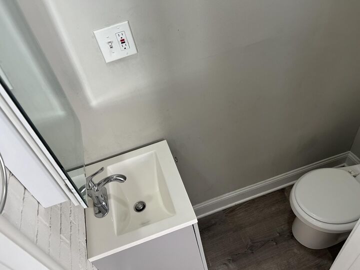 Property Photo:  2406 Birch Street  PA 18042 