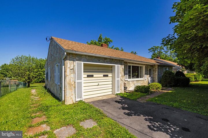 Property Photo: 2917 First Street VA 22601