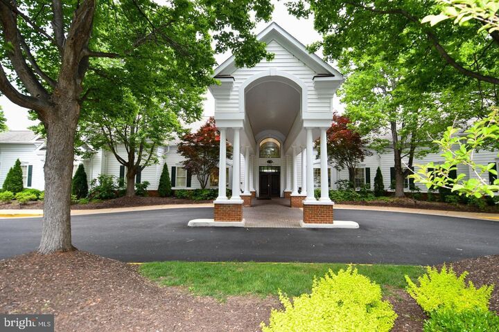 Property Photo: 13452 Fieldstone VA 20155