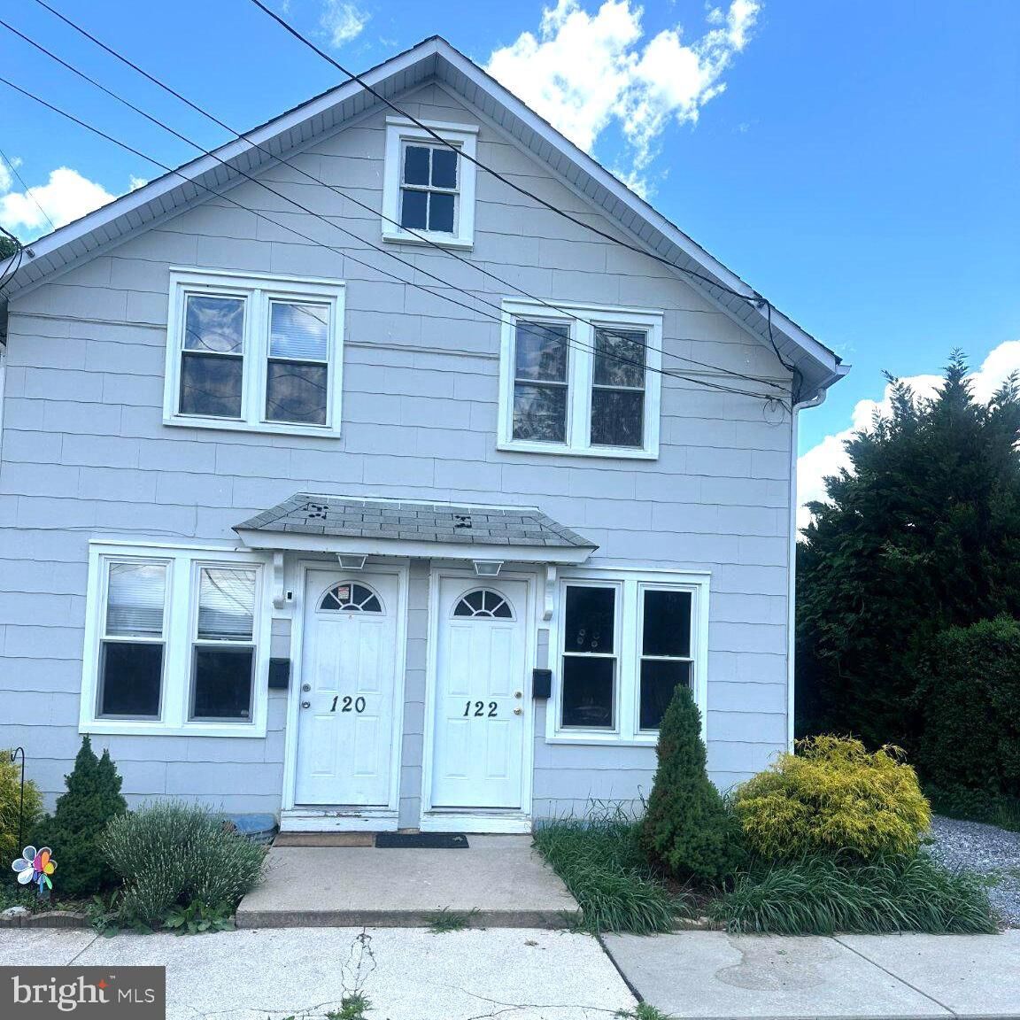 Property Photo: 122 S Chestnut Street PA 17078