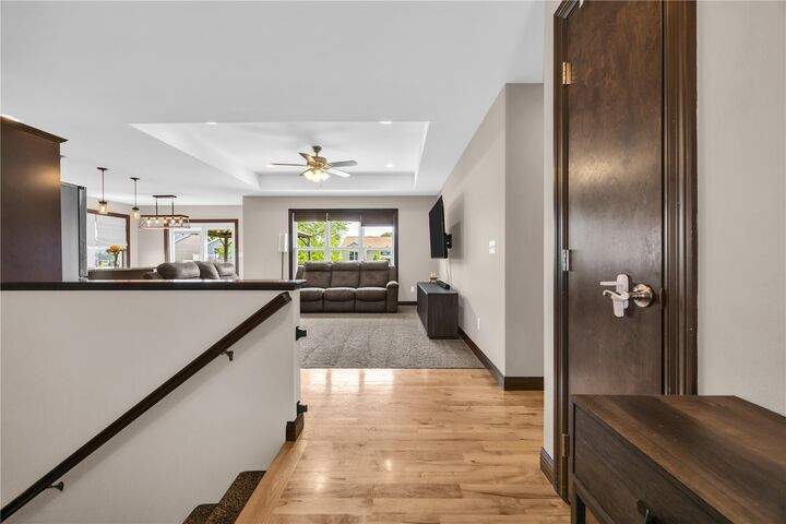 Property Photo:  415 Saddleback Road  IA 52302 