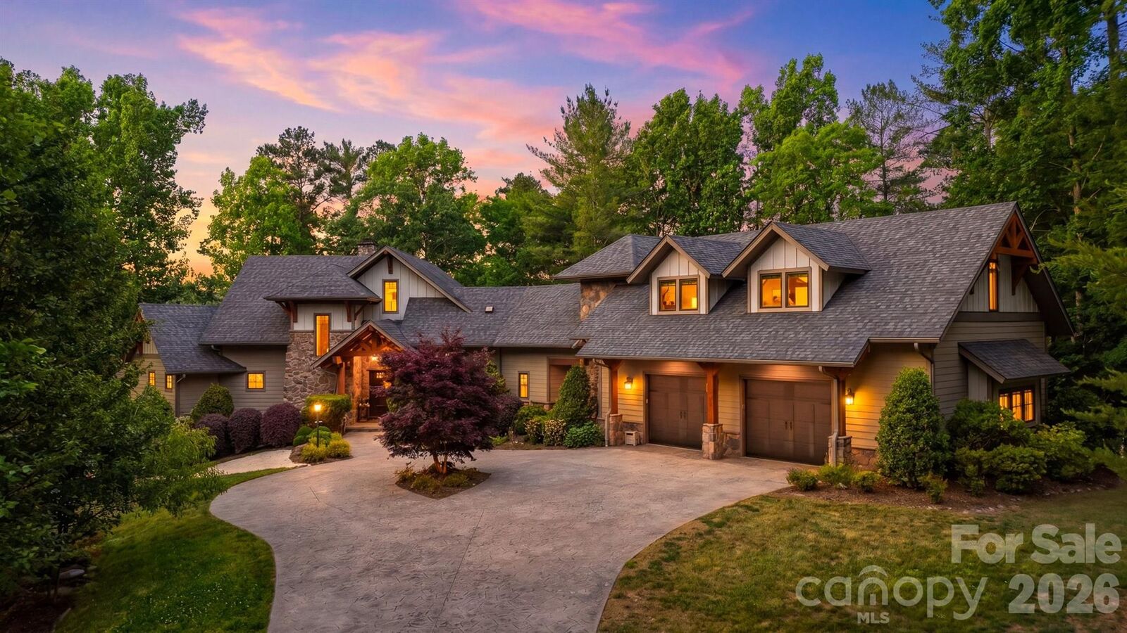 Property Photo:  308 Riverwalk Drive  NC 28612 
