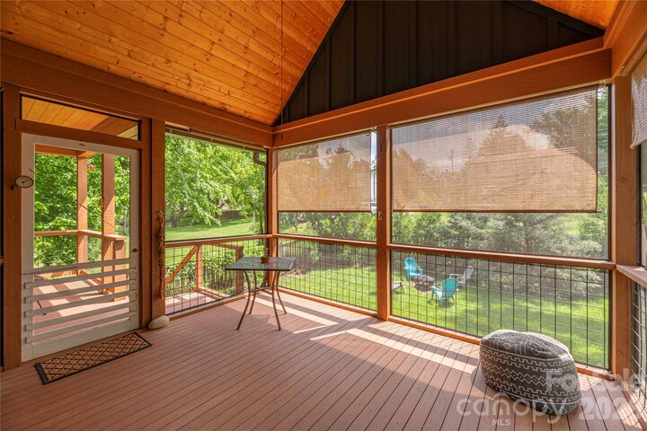 Property Photo: 5 Grove Street NC 28787