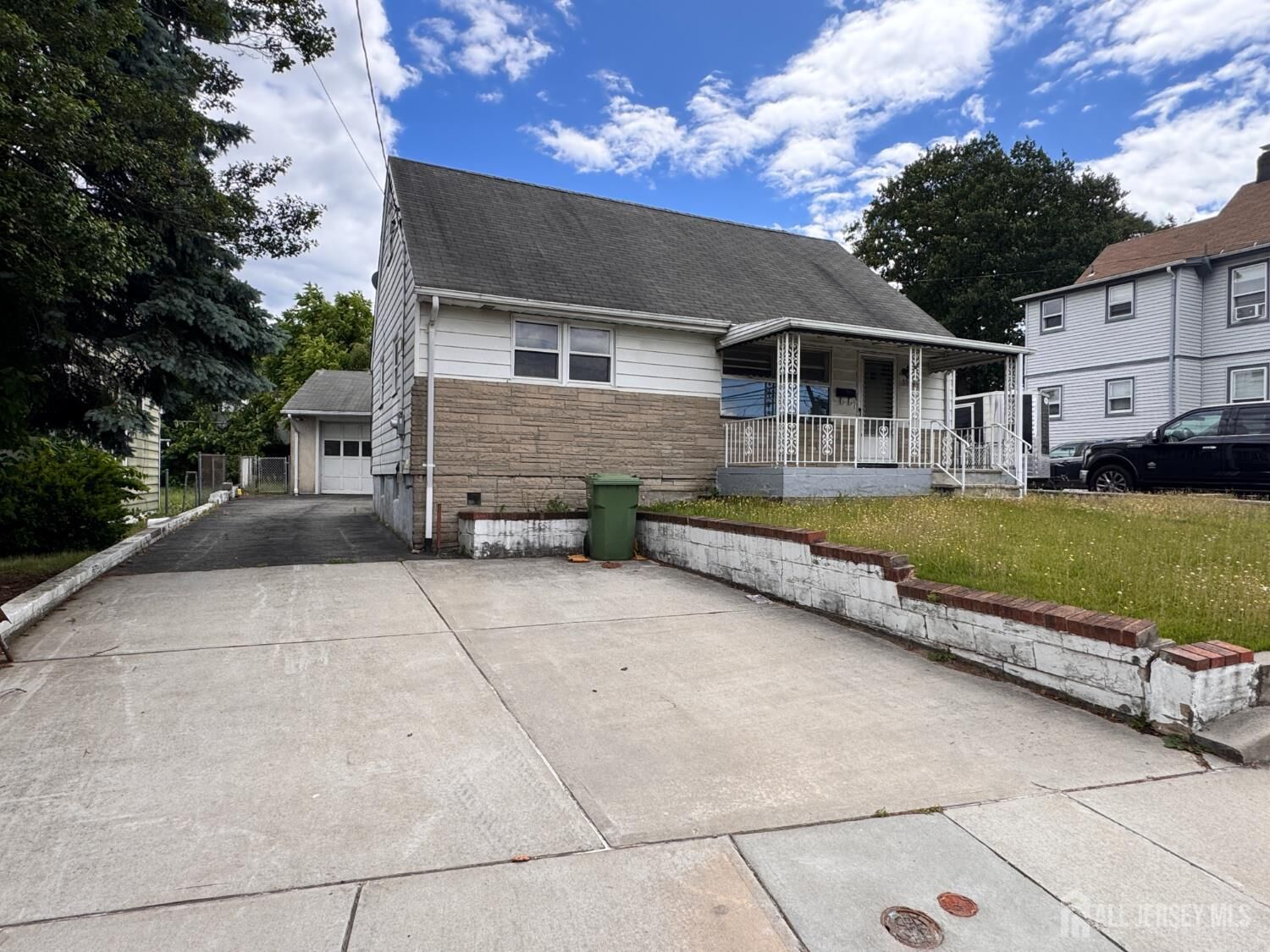 Property Photo: 554 Ridgeway Avenue NJ 08879