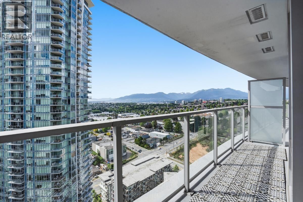 Property Photo: 4189 Halifax Street 3006 BC V5C 0H9