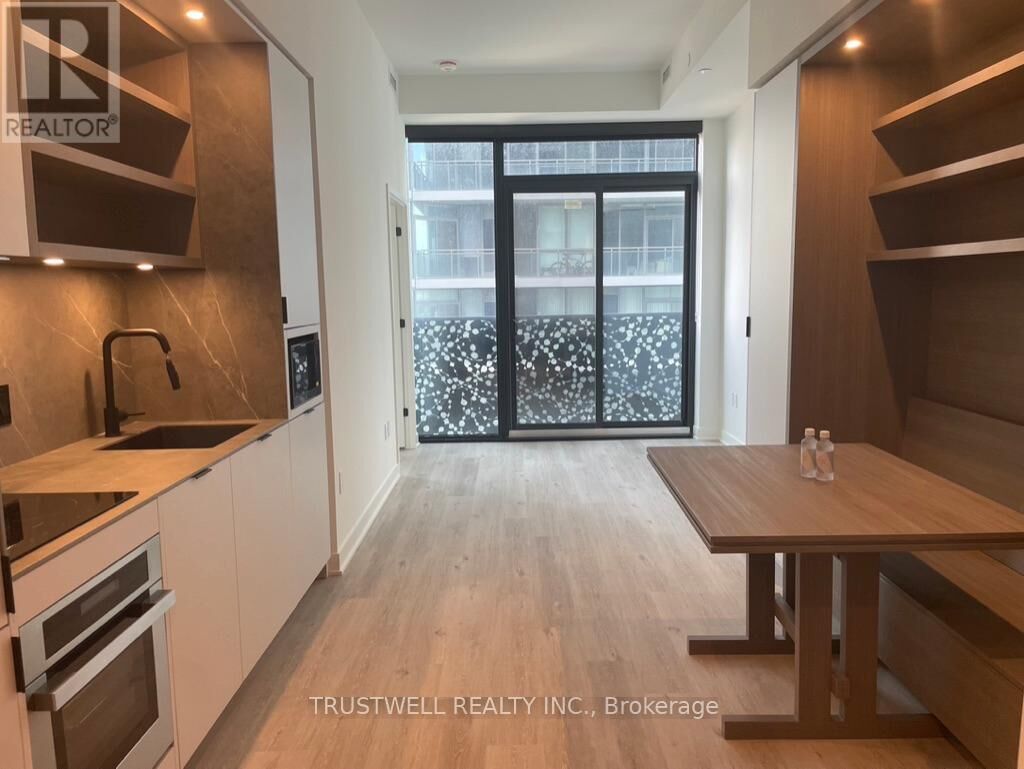 Property Photo: 55 Charles Street East 3007 ON M4Y 0J1