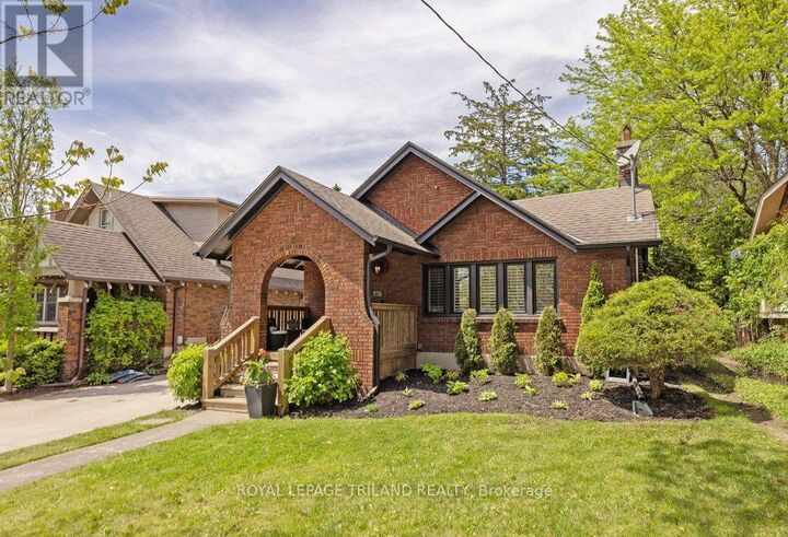Property Photo:  576 St James Street  ON N5Y 3P6 