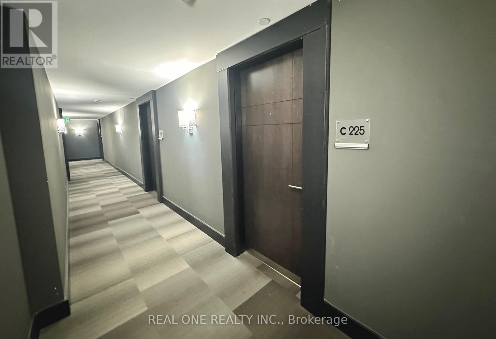 Property Photo:  330 Philip Street C225  ON N2L 3W9 