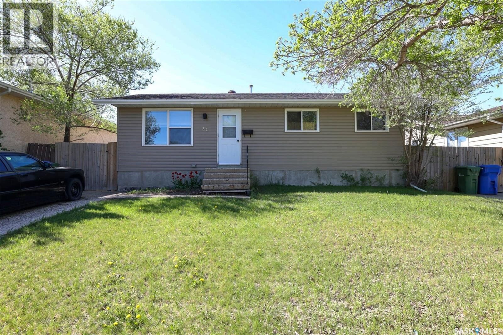 Property Photo:  31 Paynter Crescent  SK S4X 1H5 