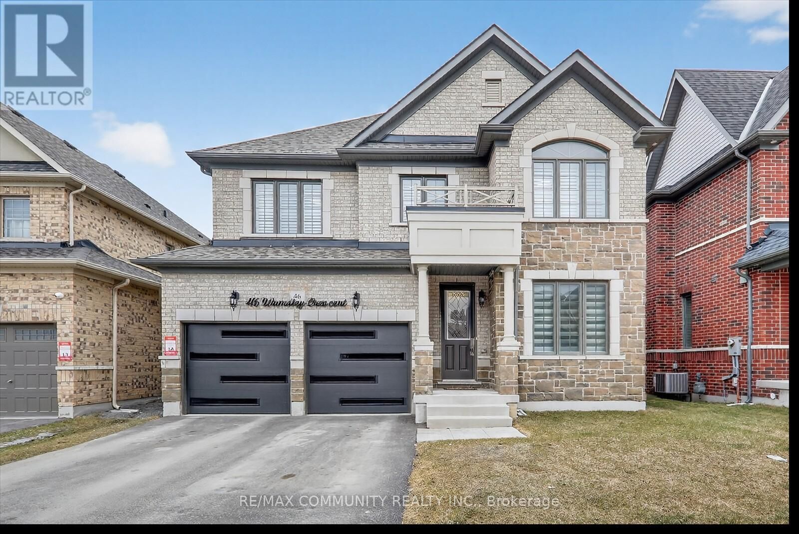 Property Photo:  46 Wamsley Crescent  ON L1B 0W1 